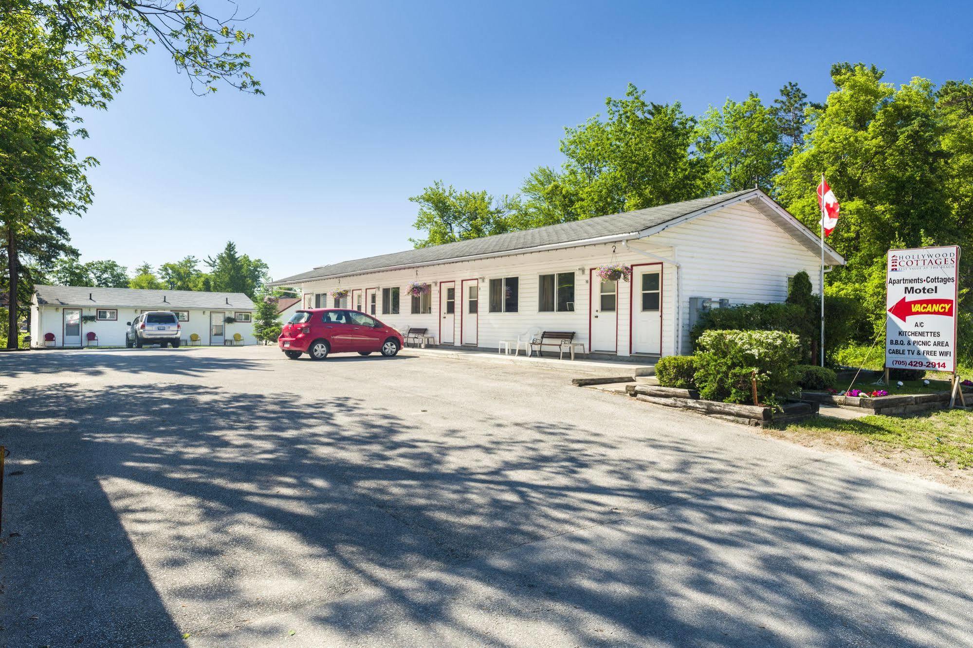 Hollywood Cottages Уасага Бийч Екстериор снимка
